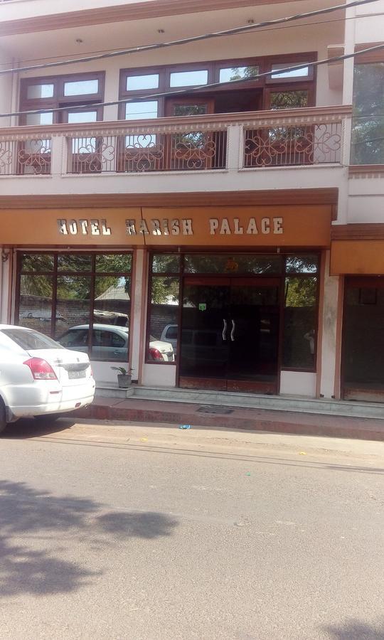 Hotel Harish Palace อัครา ภายนอก รูปภาพ